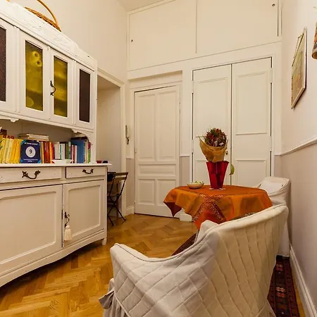 At Lettieri Bed & Breakfast Naples