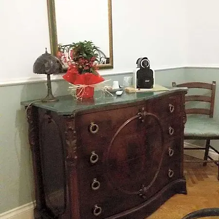 Bed & Breakfast At Lettieri 4*