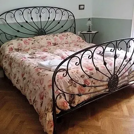 At Lettieri Bed and Breakfast Νάπολη