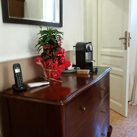 At Lettieri נאפולי