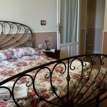 Bed & Breakfast At Lettieri Neapel