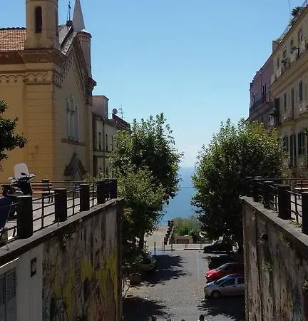 At Lettieri Bed & Breakfast