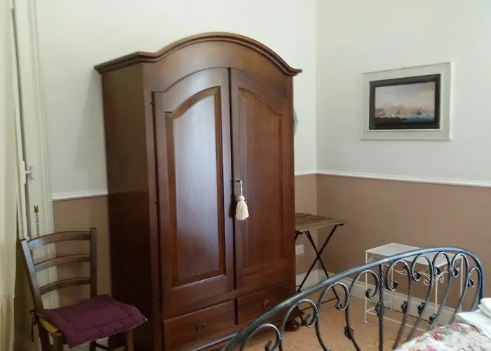 Bed & Breakfast At Lettieri 4*