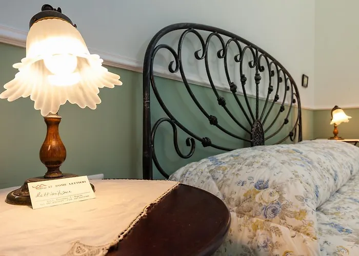 At Lettieri Bed & Breakfast Naples