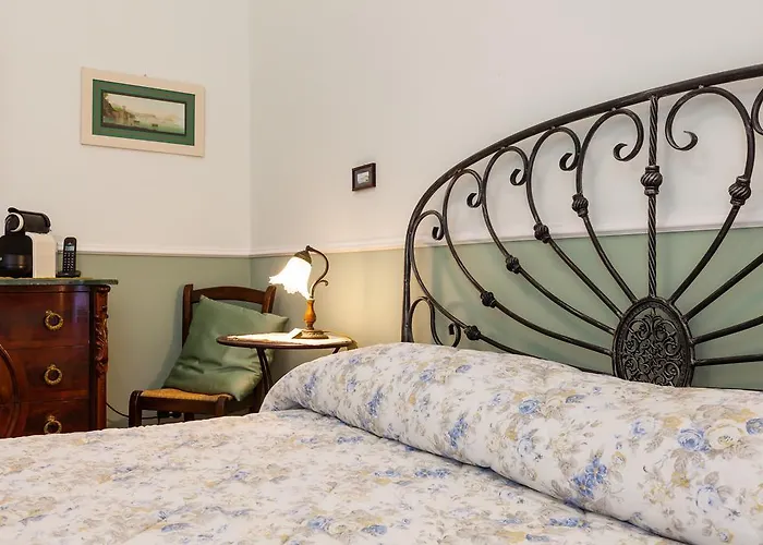 Bed & Breakfast At Lettieri 4*