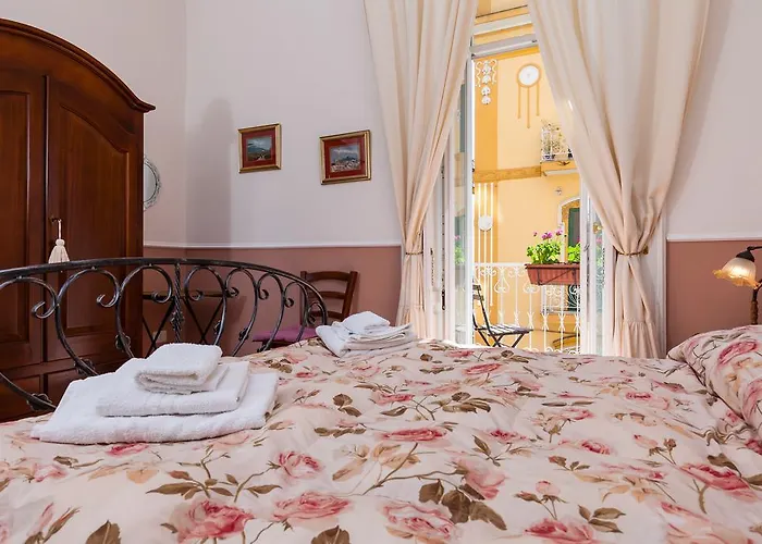 At Lettieri 4* Naples