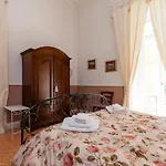 At Lettieri 4*
