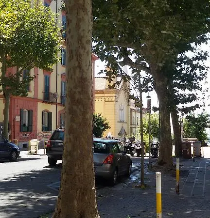 莱蒂耶里之家旅馆 4*